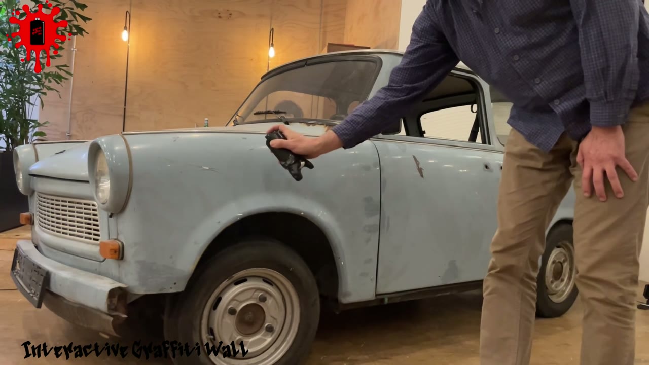 Painting on a Trabant 601